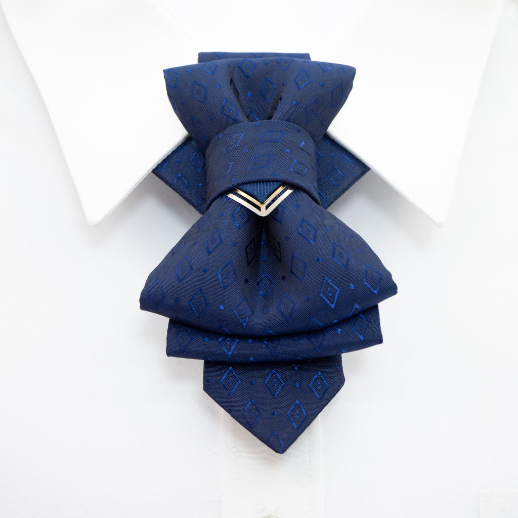 VERTICAL BOW TIE 'THE BLUE RHOMBUS